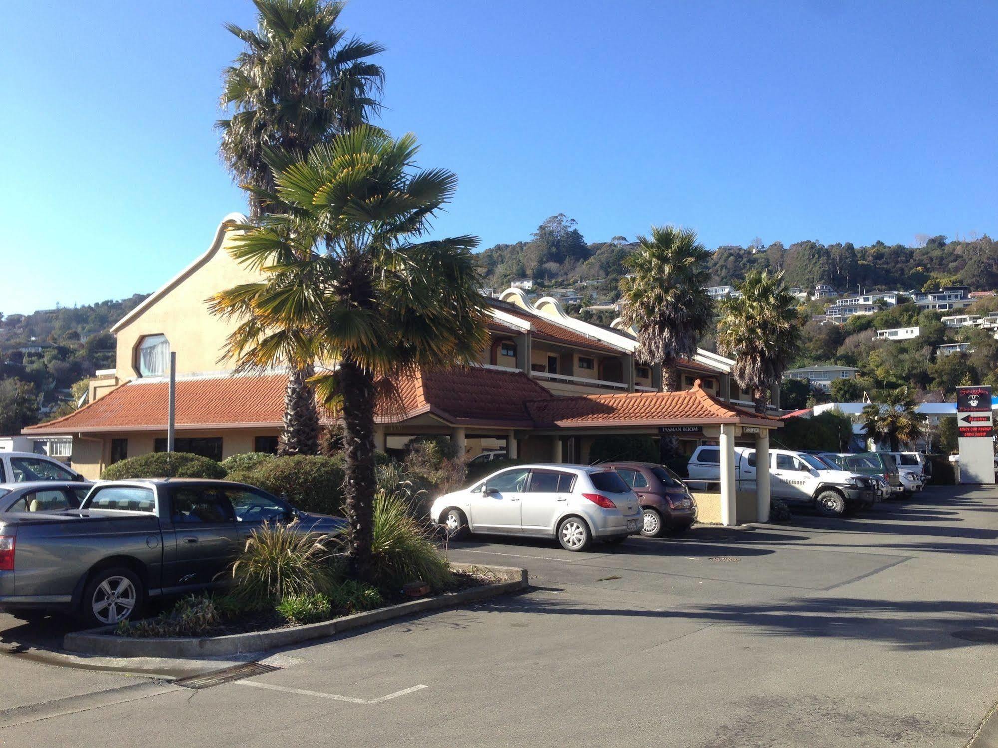 The Beachcomber Hotel Nelson Exteriör bild